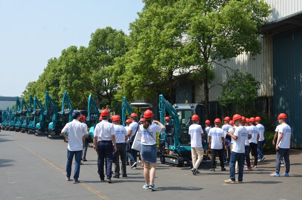 500多名挖掘机用户实地调查，为j9国际集团智能点赞！