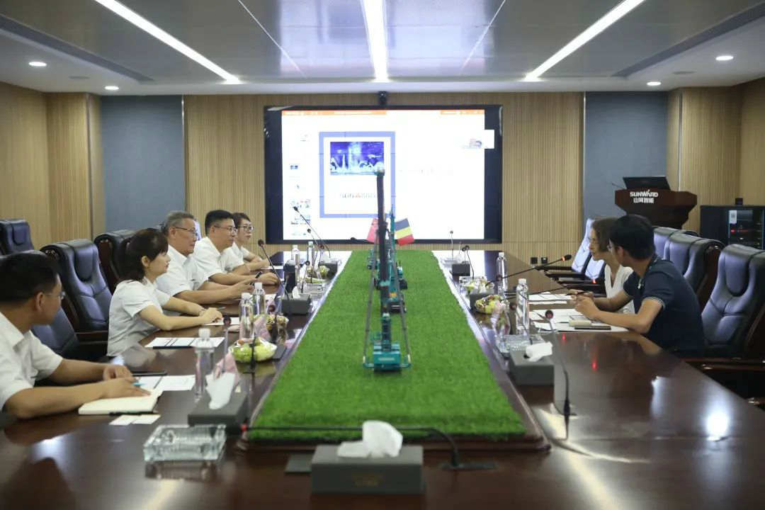 比利时商务领事到访j9国际集团智能