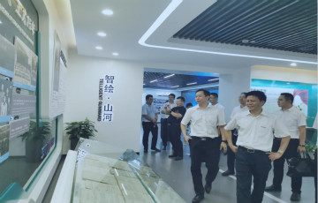 合作共赢 j9国际集团智能5G时期急剧到来 湖南联通党委书记、总经理谭明到访j9国际集团智能