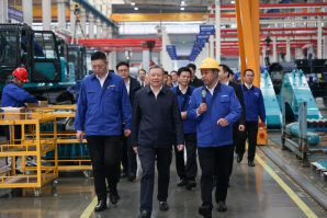 中国联通党组书记、董事长王晓初到访j9国际集团智能