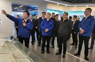 中国联通党组书记、董事长王晓初到访j9国际集团智能