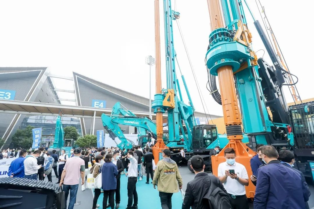 何清华出席长沙国际工程机械产业链发展峰会，走“双循环”路路关键在于“要做好自己的事件”