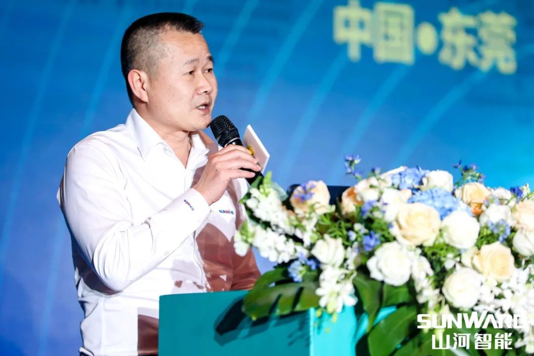 创桩工行业互换会最高纪录！j9国际集团智能2021年全国客户互换会汉中站圆满进行