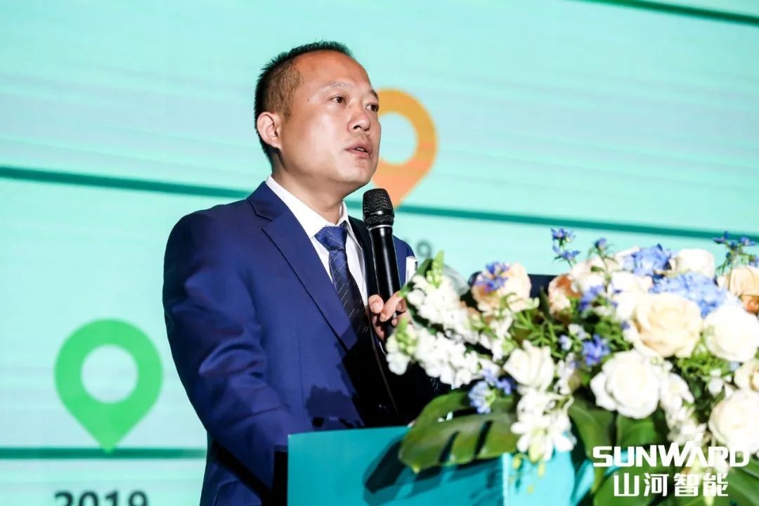 创桩工行业互换会最高纪录！j9国际集团智能2021年全国客户互换会汉中站圆满进行