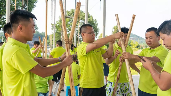 【夯基础 强执行 跨高度】2019j9国际集团智能挖掘机营销公司拓展训练营顺利发展