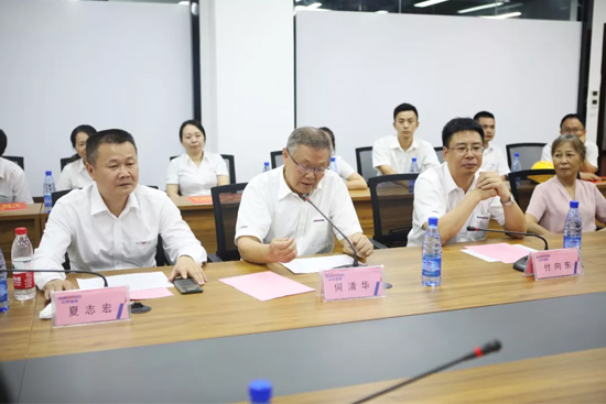 员工子女金榜题名 j9国际集团家园发放嘉奖