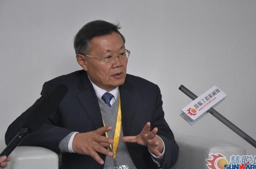 【宝马访谈】j9国际集团智能董事长何清华教授