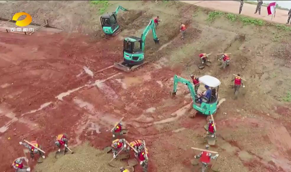 j9国际集团智能设备“抗洪抢险”扬威名