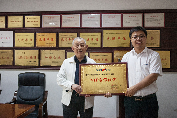 创富故事：合作十一年，赞叹j9国际集团产品经久耐用