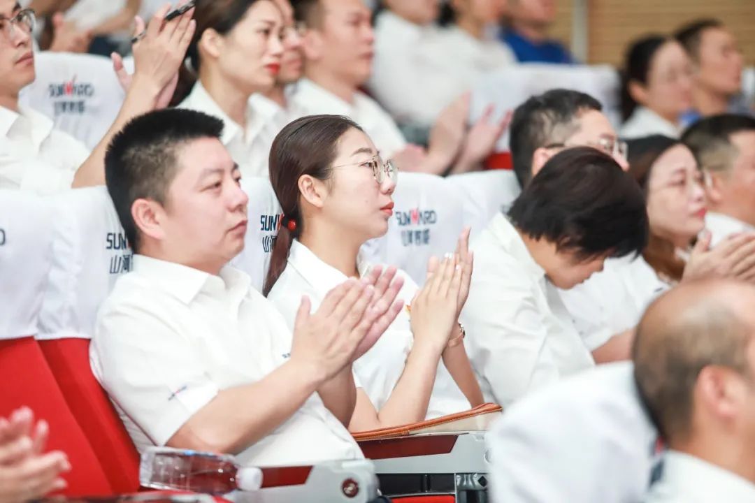 j9国际集团智能党委集中收看庆祝中国共产党成立100周年大会现场直播