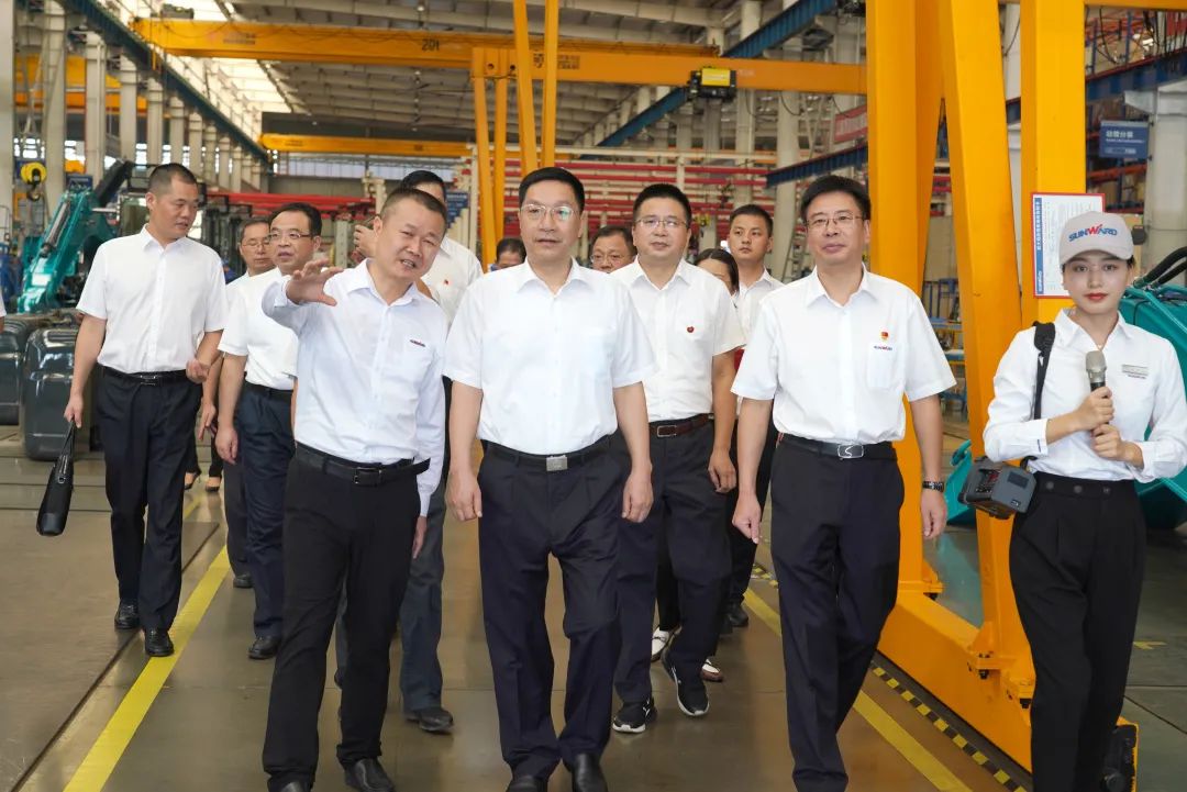 湖南省委常委、省纪委书记、省监委代理主任王双全调研j9国际集团智能