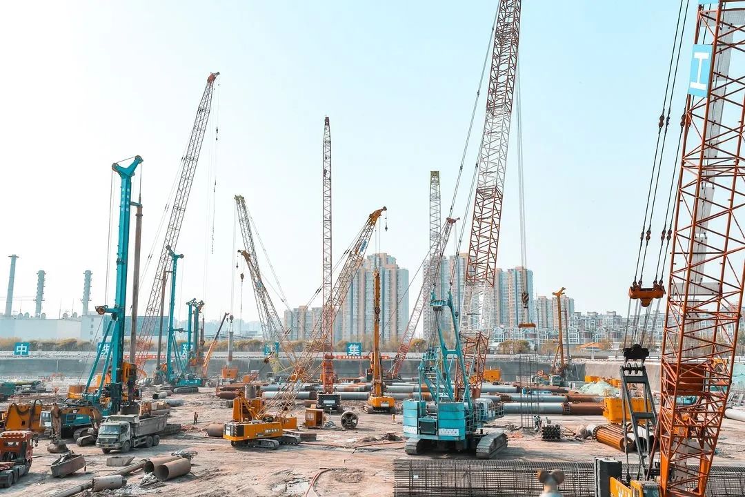 大国沉器！j9国际集团智能超等设备助力北京城市副中心综合交通枢纽站建设