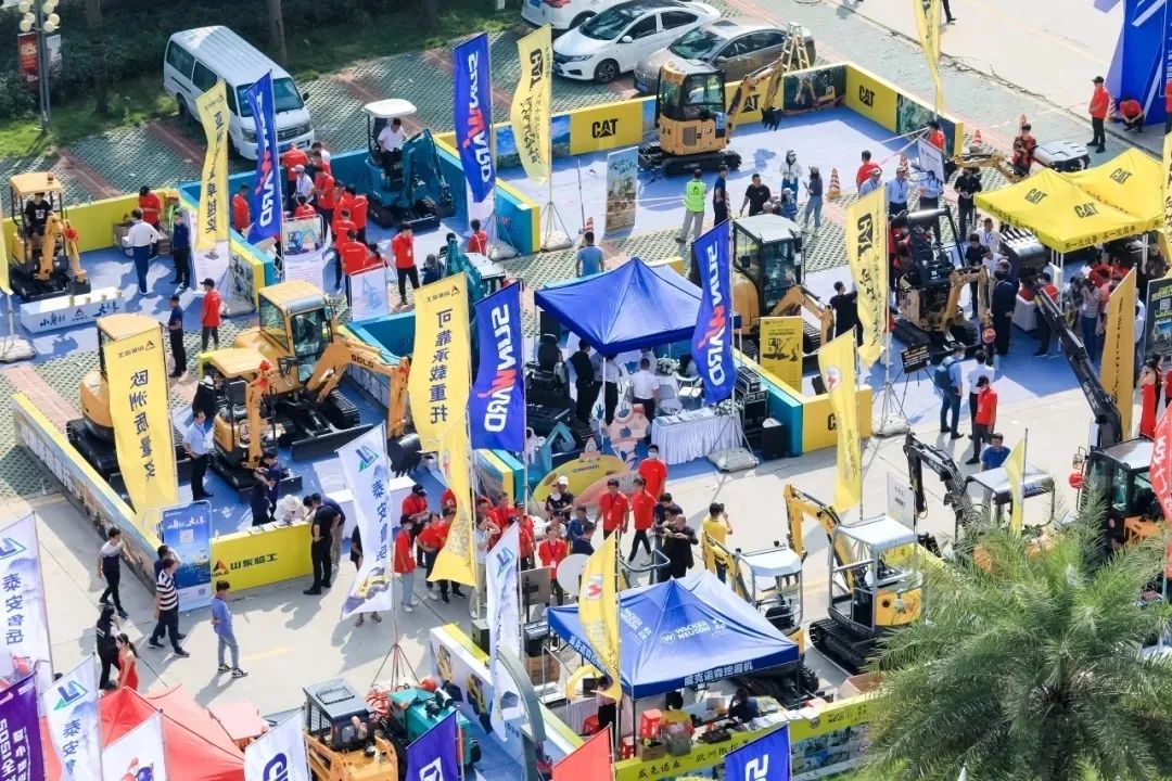 共享微挖新视界！j9国际集团智能微挖三大王牌产品齐聚2021全球微挖大会