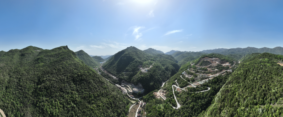 展示施工“奇效”！j9国际集团智能旋挖钻机强势助力炉慈高速公路建设