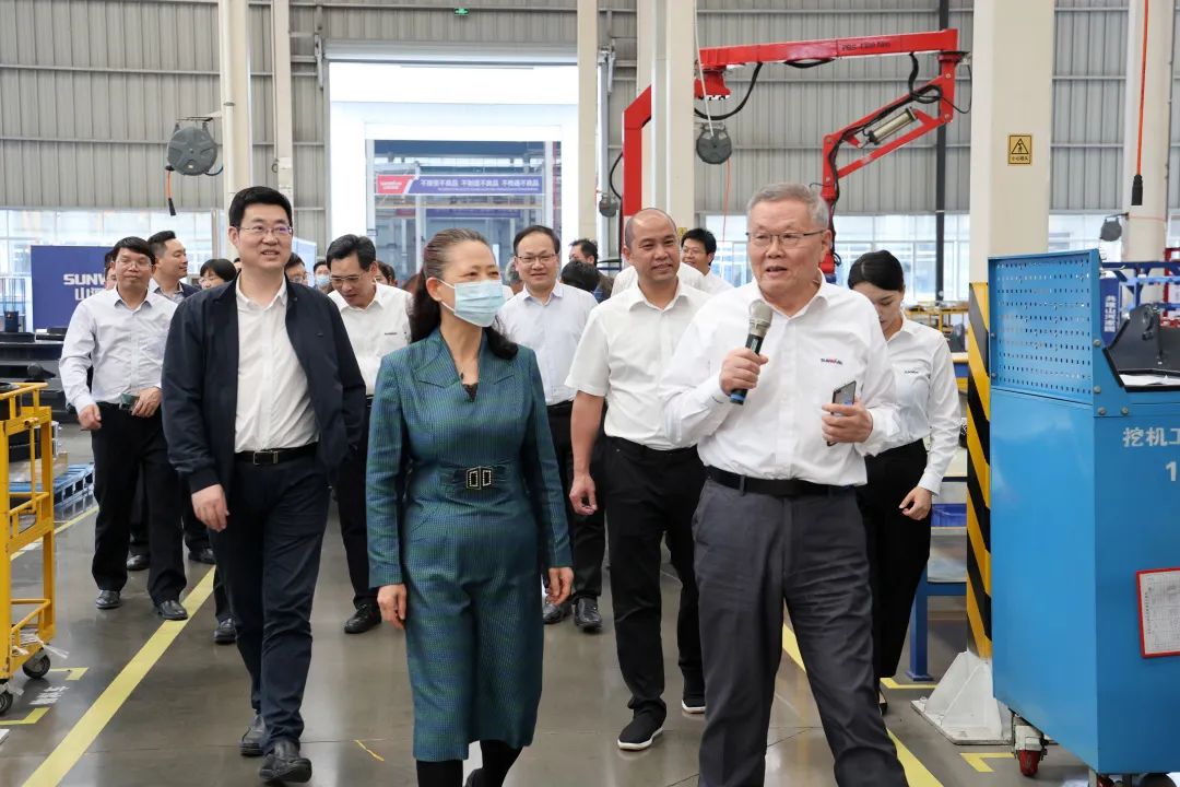深入产学研合作！中南大学堂长、中国工程院院士田红旗率团造访j9国际集团智能
