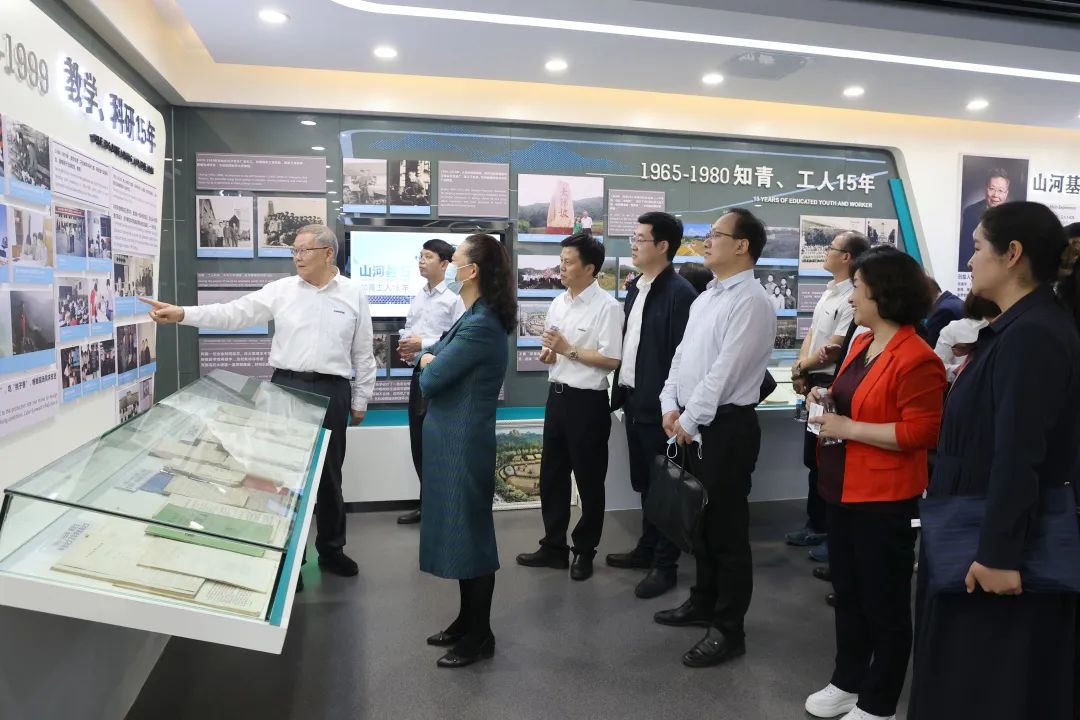 深入产学研合作！中南大学堂长、中国工程院院士田红旗率团造访j9国际集团智能