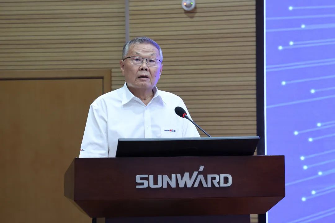 创新引领，智造将来！“2022院士专家长沙杏妆高端设备高质量发展钻研会隆沉进行