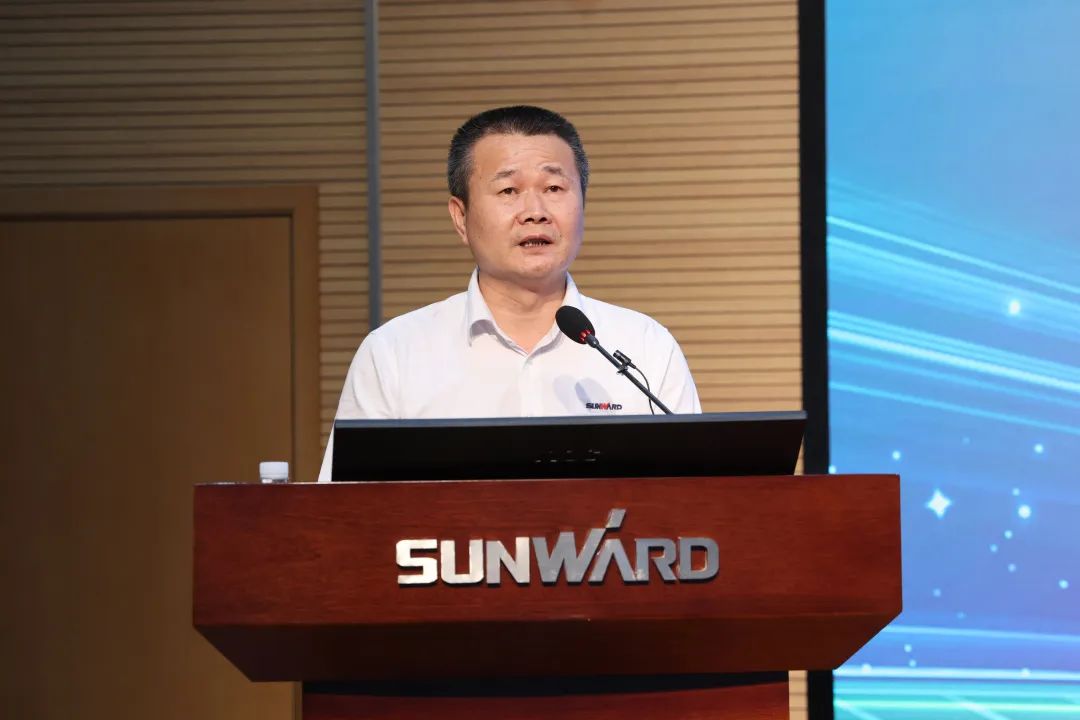 凝心聚力奋力拼搏，向高质量发展交出杰出答卷！j9国际集团智能召开整个干部大会