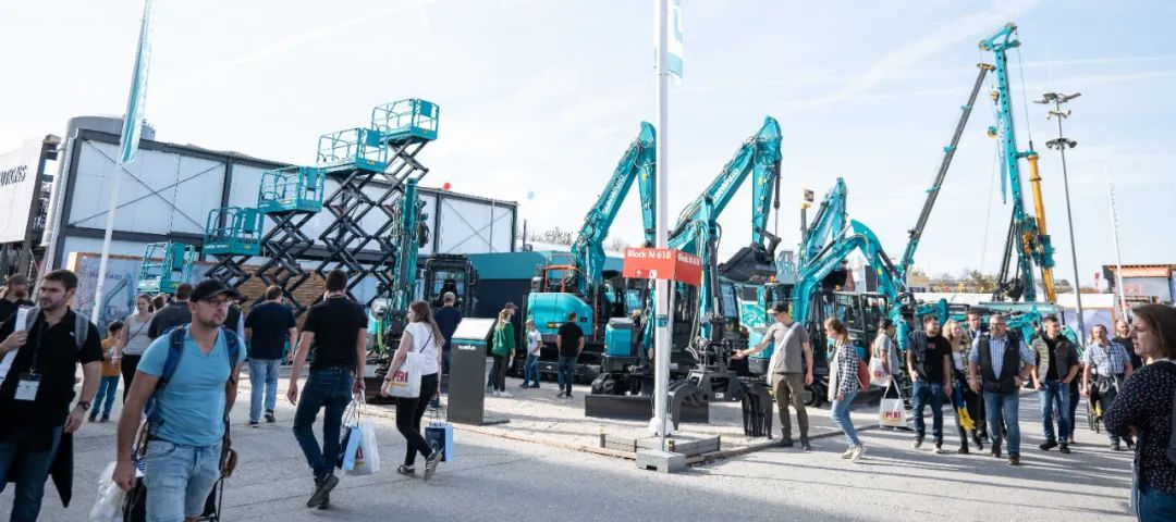 Bauma 2022 | 一组火热现场图带您沉温j9国际集团智能德国宝马展之旅