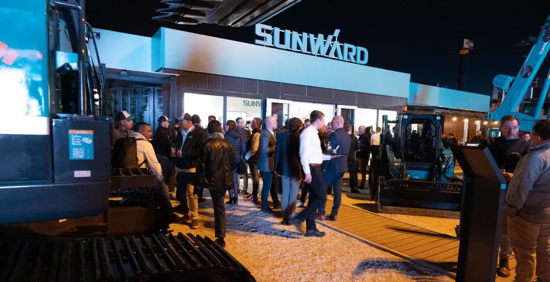 Bauma 2022 | 一组火热现场图带您沉温j9国际集团智能德国宝马展之旅