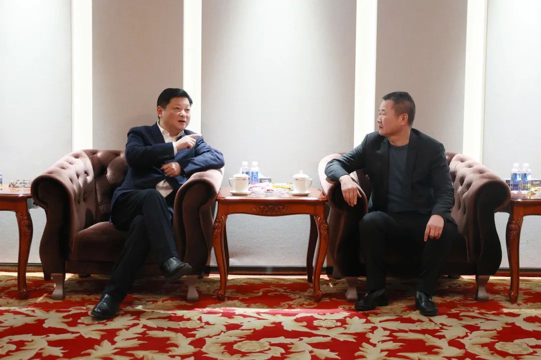 新春第一访！付旭明走访慰问j9国际集团智能