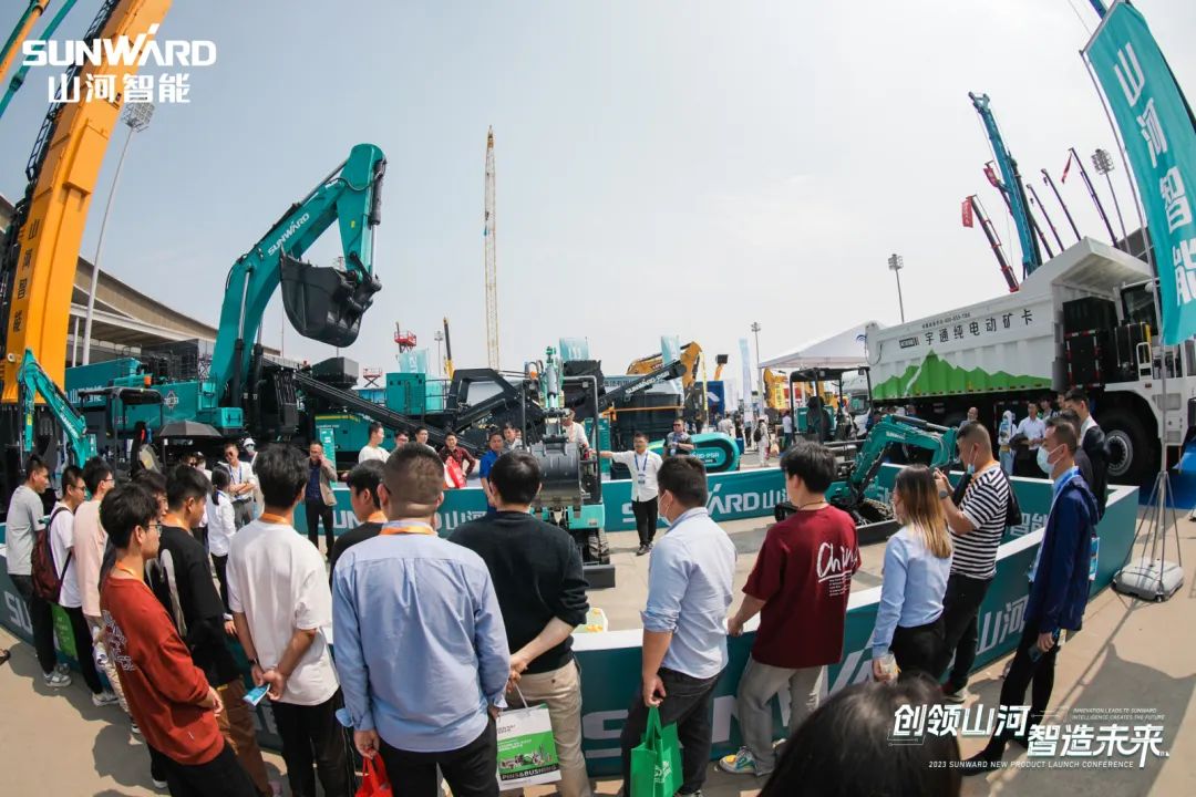 2023 CICEE | j9国际集团智能亮相2023长沙国际工程机械展！智能化、电动化产品站C位