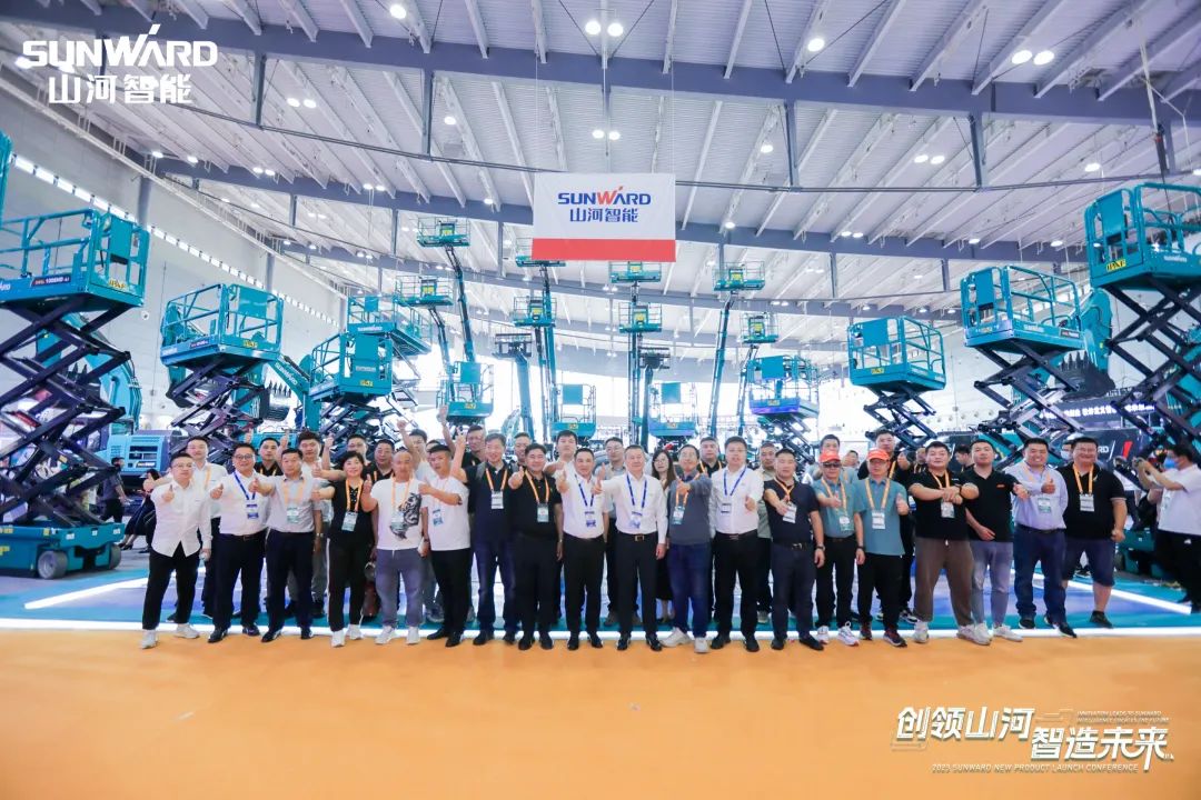 聚焦电动化、智能化！j9国际集团智能全系列高空机械产品亮相长沙展