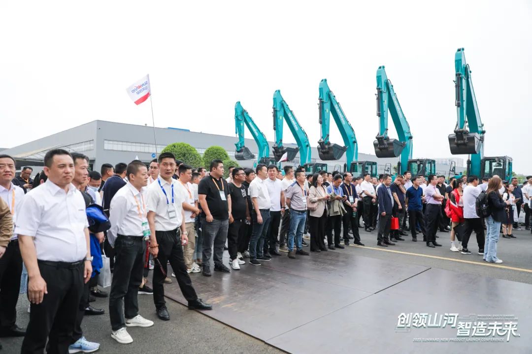 2023 CICEE | 全球工程机械盛会美满闭幕！j9国际集团智能交出闪亮答卷
