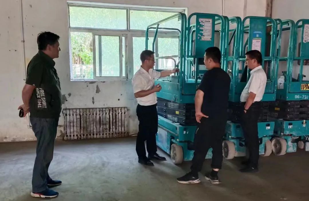 倾听客户心声！j9国际集团智能高空机械“服务万里杏妆走进东北