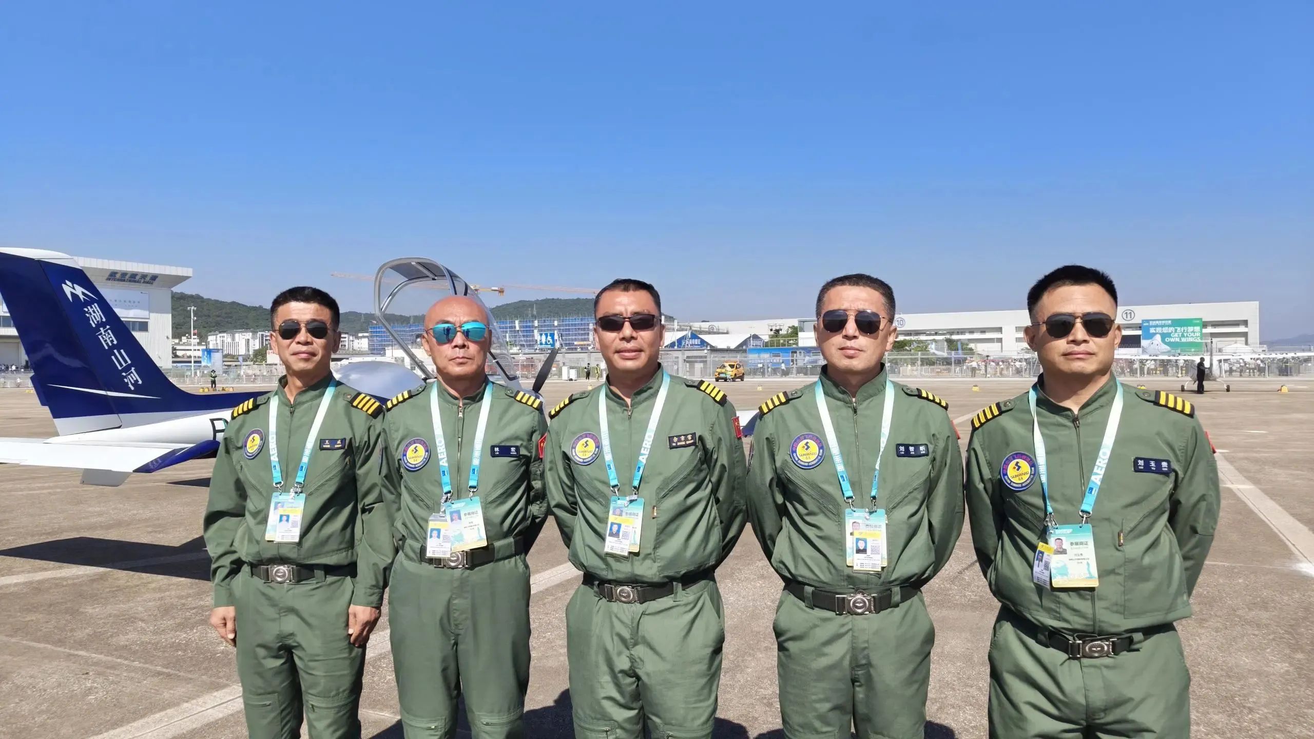 央媒聚焦！一路见证首届亚洲通用航空展上的j9国际集团风采