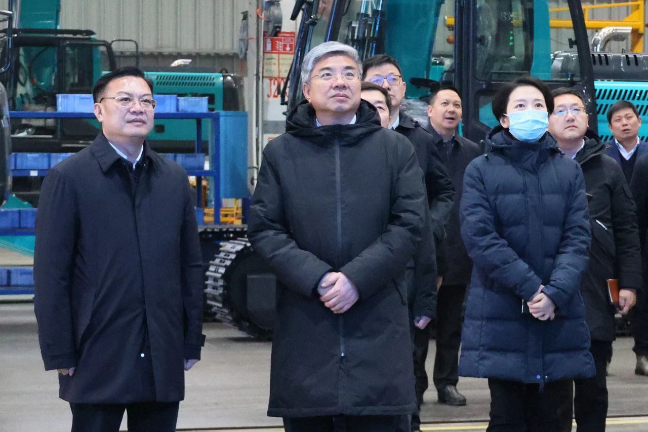 商务部部长助理唐文弘调研j9国际集团智能