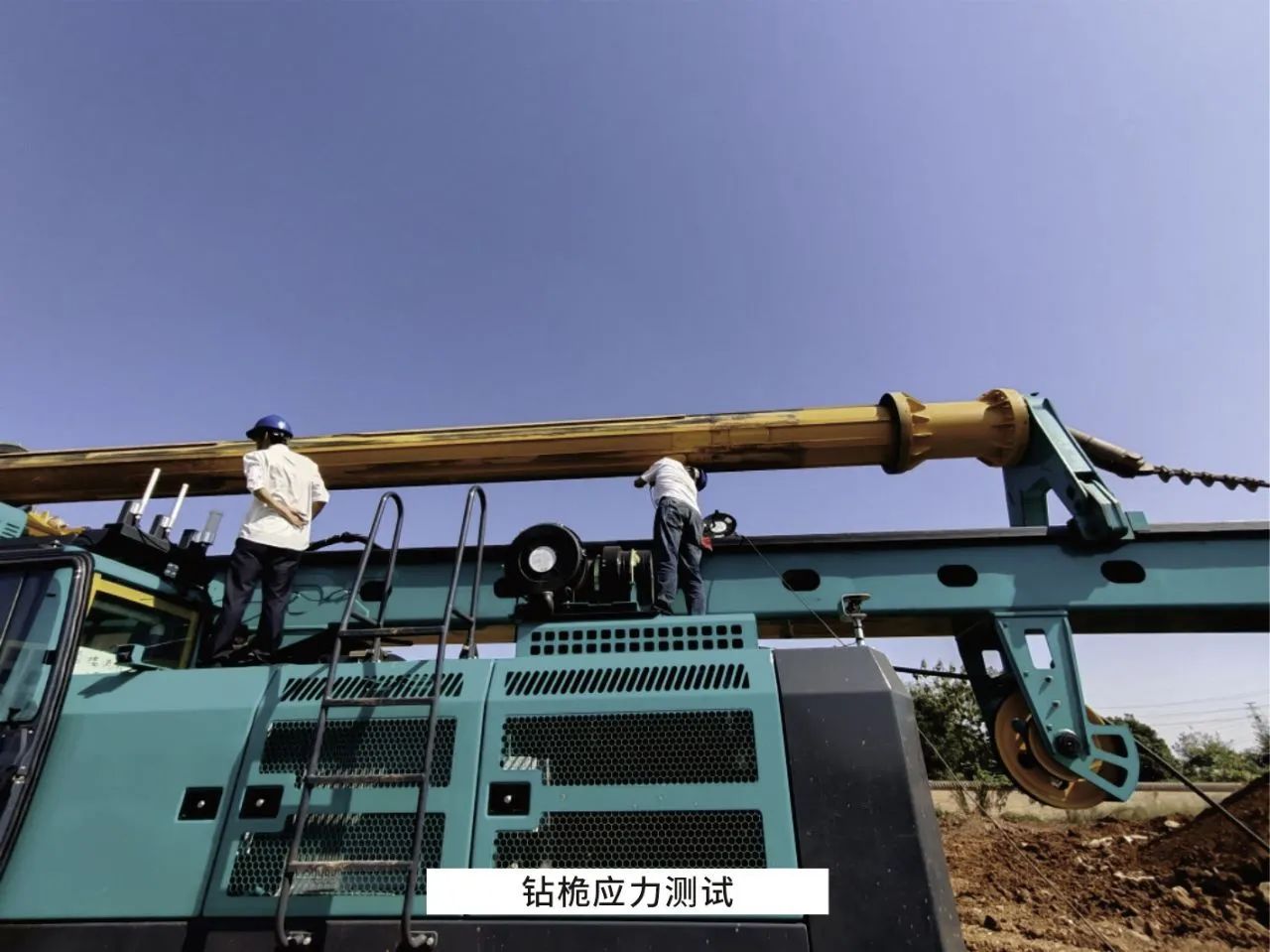 无惧“烤”验，j9国际集团试验人在行动