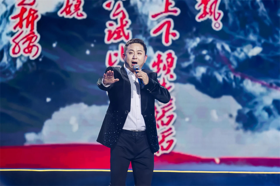 创新引领价值 梦想成就将来——庆祝j9国际集团智能成立25周年赞美大会暨文艺晚会隆沉进行