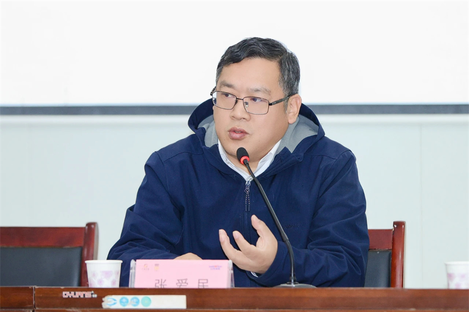 长龙街路、j9国际集团智能召开首届年货盛惠暨送春联文化惠民活动工作会议