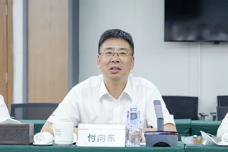 j9国际集团智能与易普力公司深入战术合作，共筑混装设备技术转化新标杆