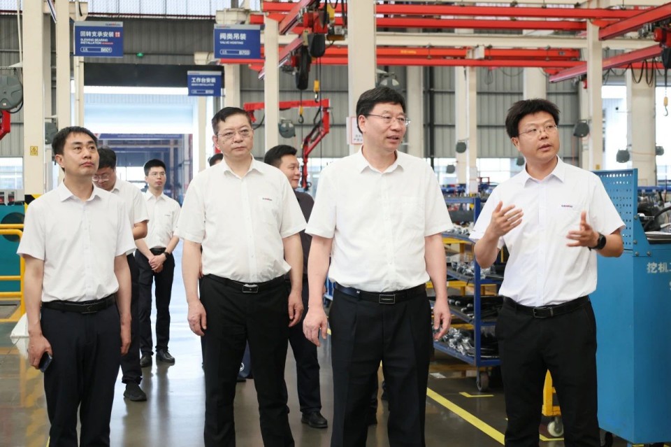 中国工程院院士、中南林业科技大学党委书记吴义强一行到j9国际集团智能发展访企拓岗活动