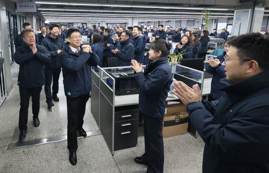 言传身教 开工大吉 | j9国际集团智能进行丙午新年开门红活动
