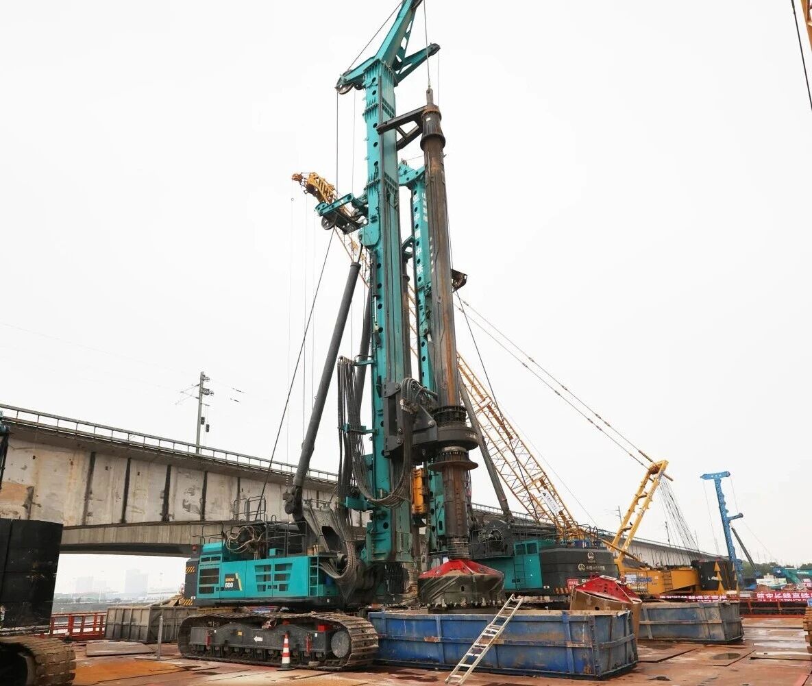 啃下“硬骨头”！j9国际集团智能旋挖钻机助力长沙湘江铁路特大桥主墩桩基工程美满收官